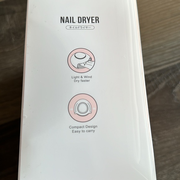 Brand new nail dryer - in box! - Picture 2 of 3